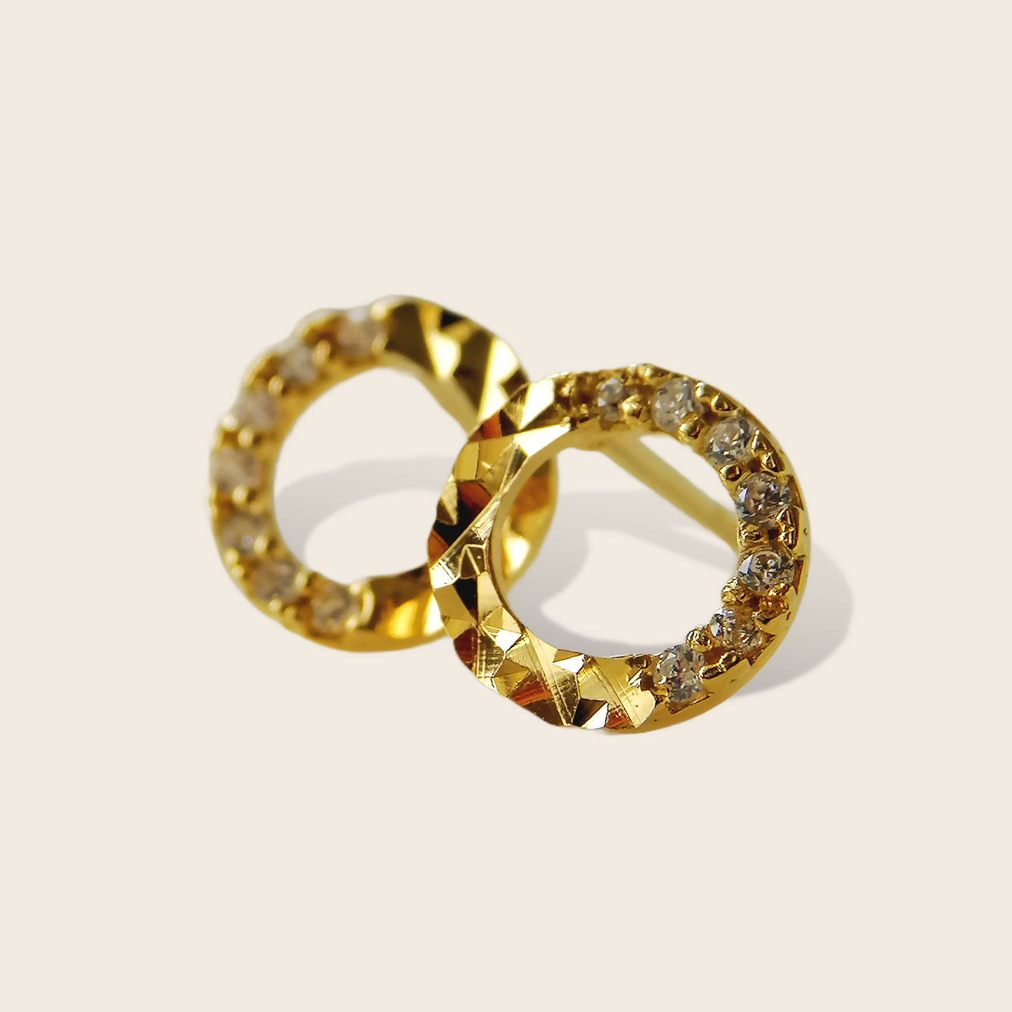 Pavé Circle Studs